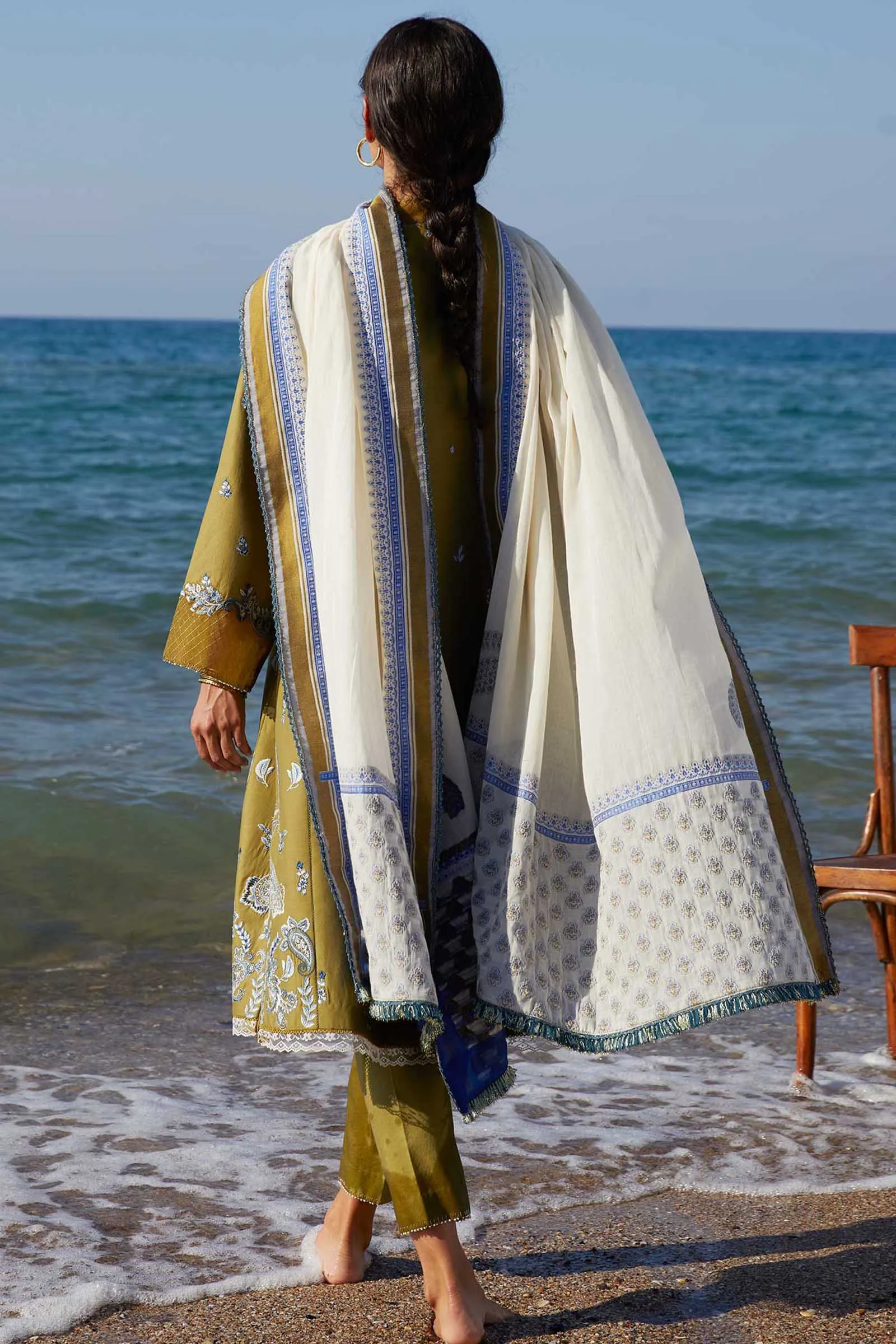 Zara Shahjahan Coco Luxury Lawn Collection 2021 – ZCE21-8A