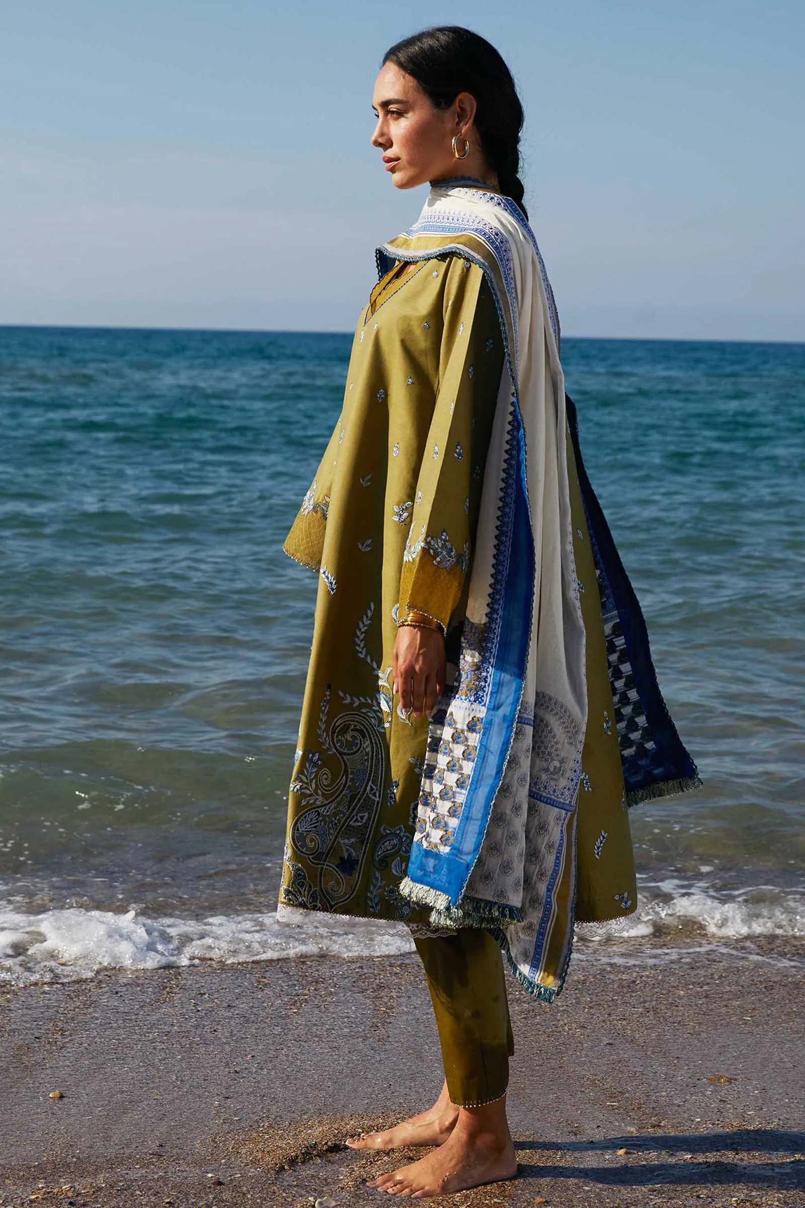 Zara Shahjahan Coco Luxury Lawn Collection 2021 – ZCE21-8A
